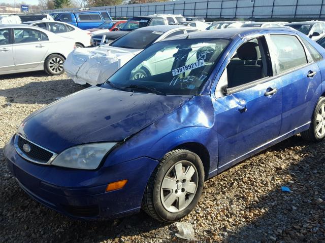 1FAHP34N66W117664 - 2006 FORD FOCUS ZX4 BLUE photo 9