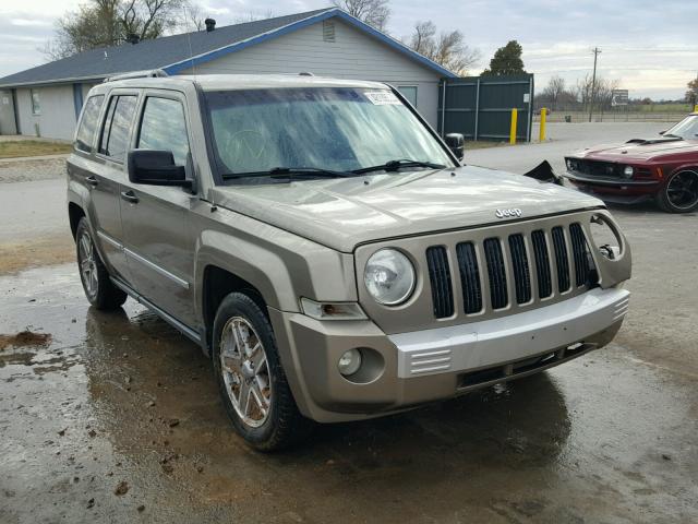 1J8FT48W68D626828 - 2008 JEEP PATRIOT LI GOLD photo 1