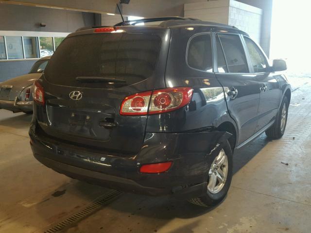 5XYZG3ABXCG144237 - 2012 HYUNDAI SANTA FE G BLACK photo 4