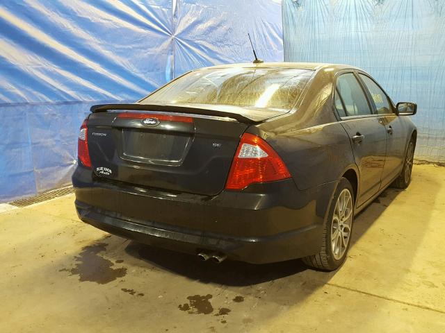 3FAHP0HA0CR236198 - 2012 FORD FUSION SE CHARCOAL photo 4