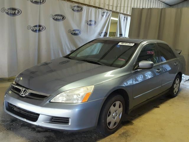 1HGCM56467A088048 - 2007 HONDA ACCORD LX GRAY photo 2