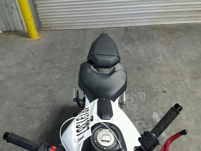 JYARM06E2FA002717 - 2015 YAMAHA FZ07 WHITE photo 6