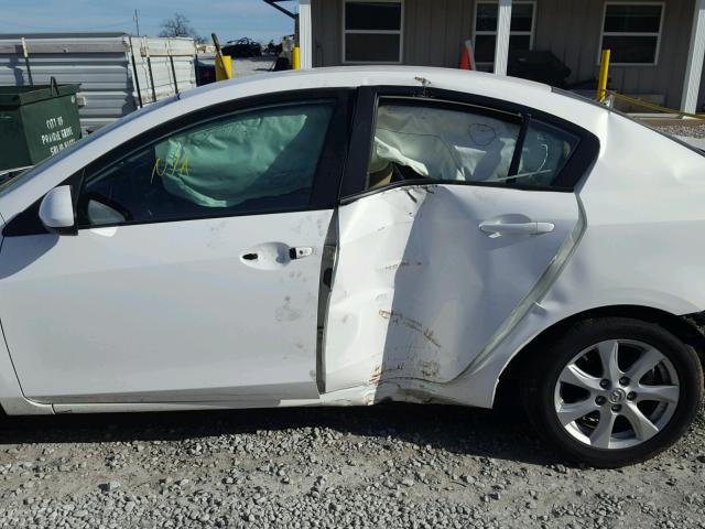 JM1BL1VF3B1432002 - 2011 MAZDA 3 I SILVER photo 9