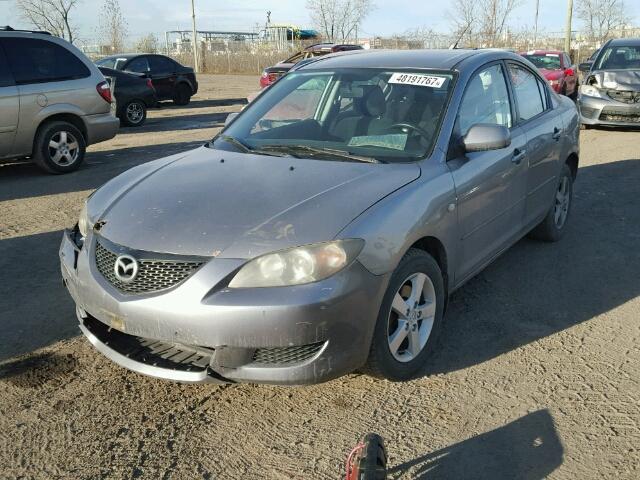 JM1BK12F061468663 - 2006 MAZDA 3 I GRAY photo 2