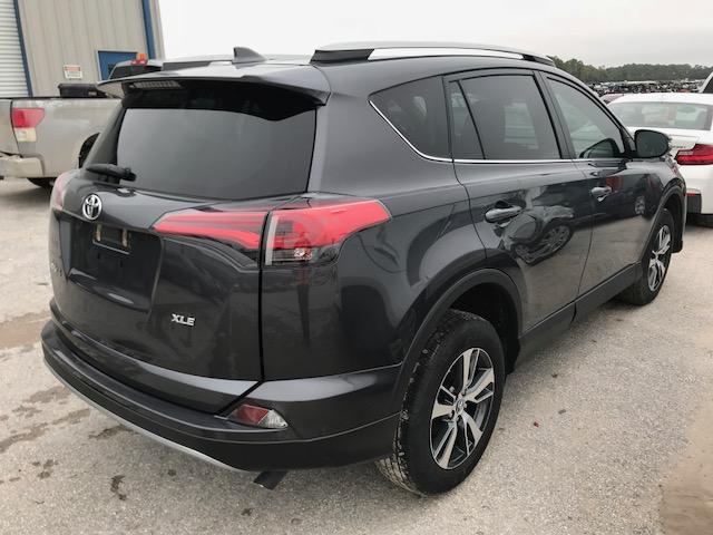 2T3WFREV0JW432683 - 2018 TOYOTA RAV4 ADVEN GRAY photo 4