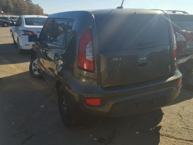 KNDJT2A58D7485812 - 2013 KIA SOUL GREEN photo 3