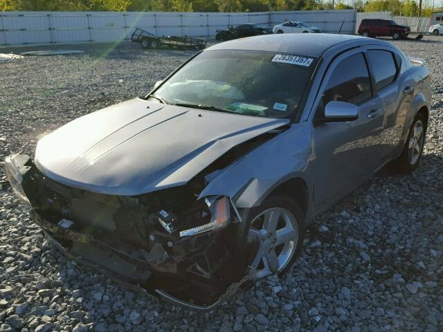 1C3CDZCBXDN628745 - 2013 DODGE AVENGER SX SILVER photo 2