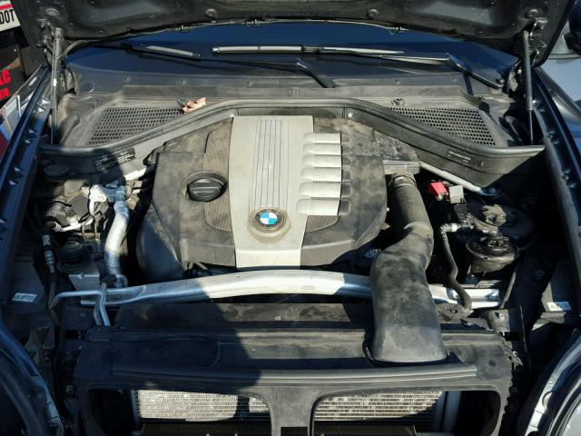 5UXZW0C55CL670092 - 2012 BMW X5 XDRIVE3 GRAY photo 7