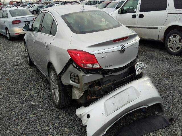 W04GT5GC7B1007621 - 2011 BUICK REGAL CXL SILVER photo 3