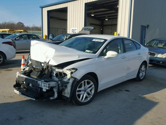 3FA6P0H78ER132850 - 2014 FORD FUSION SE WHITE photo 2