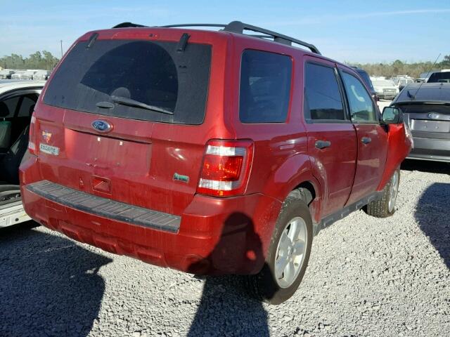 1FMCU0DG1CKA49396 - 2012 FORD ESCAPE XLT RED photo 4