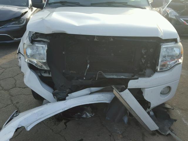 1FMFU15588LA27428 - 2008 FORD EXPEDITION WHITE photo 9