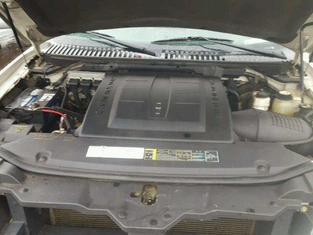5LMFU28566LJ11355 - 2006 LINCOLN NAVIGATOR 奶油色 照片 7