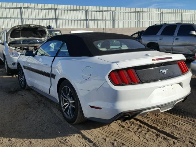 1FATP8UHXF5352723 - 2015 FORD MUSTANG WHITE photo 3