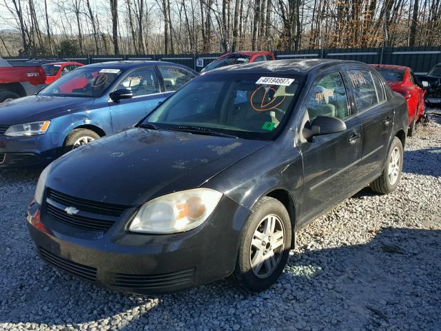 1G1AL52F857532839 - 2005 CHEVROLET COBALT LS BLACK photo 2