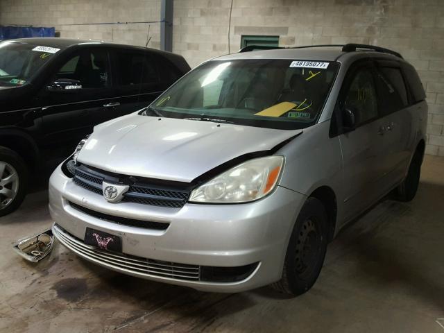 5TDZA23C14S016636 - 2004 TOYOTA SIENNA CE SILVER photo 2