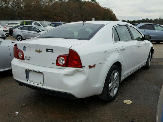 1G1ZG57B79F133624 - 2009 CHEVROLET MALIBU LS WHITE photo 4