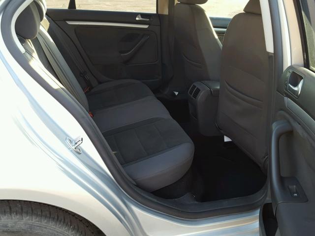 3VWHM71K38M096437 - 2008 VOLKSWAGEN JETTA S 银色 照片 6