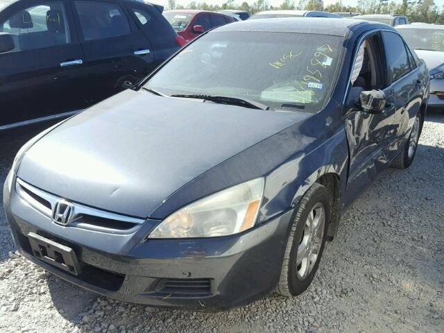 1HGCM56346A100767 - 2006 HONDA ACCORD SE GRAY photo 2