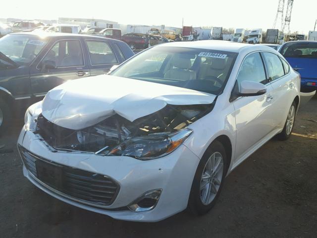 4T1BK1EB5FU192869 - 2015 TOYOTA AVALON XLE WHITE photo 2