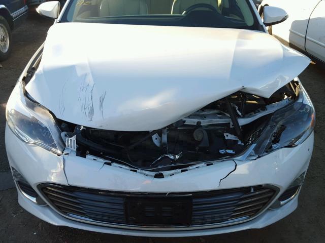 4T1BK1EB5FU192869 - 2015 TOYOTA AVALON XLE WHITE photo 7