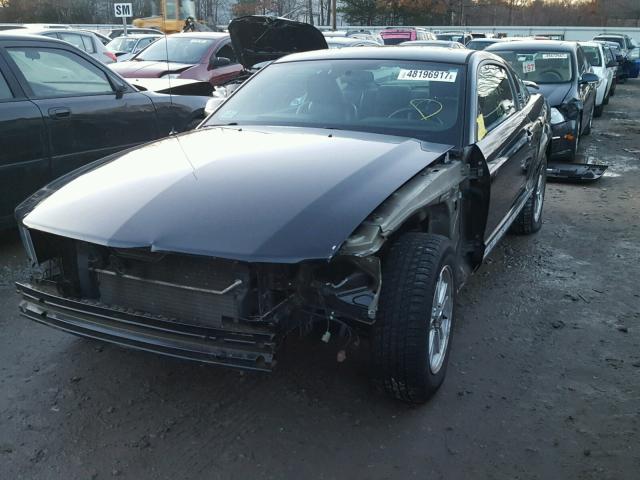 1ZVFT80N365105023 - 2006 FORD MUSTANG BLACK photo 2