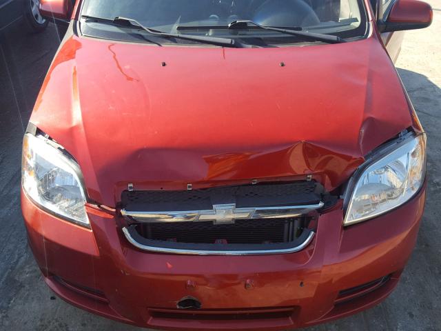 KL1TD56E19B665208 - 2009 CHEVROLET AVEO LS RED photo 7