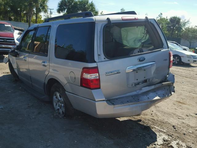 1FMFU15527LA86165 - 2007 FORD EXPEDITION SILVER photo 3