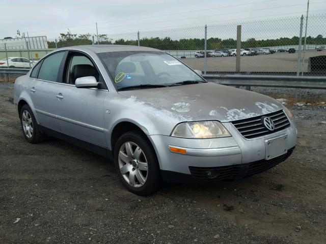 WVWTH63B11P139696 - 2001 VOLKSWAGEN PASSAT GLX 银色 照片 1