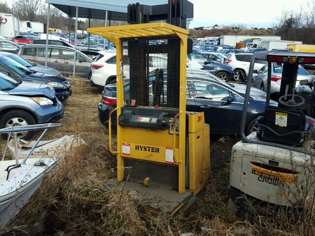 000000D118D01661K - 1989 HYST FORK LIFT YELLOW photo 4