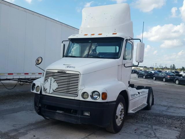 1FUBA8A872PJ88379 - 2002 FREIGHTLINER CONVENTION WHITE photo 2