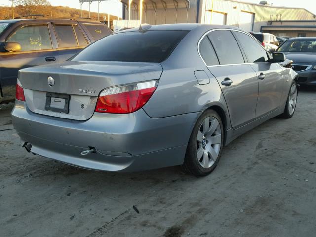 WBANB33525CN63479 - 2005 BMW 545 I GRAY photo 4