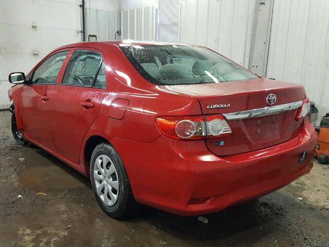 2T1BU4EE4DC104561 - 2013 TOYOTA COROLLA BA RED photo 3