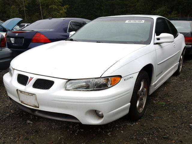1G2WP12K6WF249939 - 1998 PONTIAC GRAND PRIX WHITE photo 2