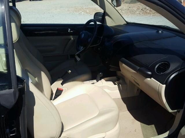 3VWRF31Y98M415156 - 2008 VOLKSWAGEN NEW BEETLE Qara foto 5