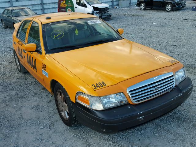 2FABP7EV9BX147591 - 2011 FORD CROWN VICT YELLOW photo 1