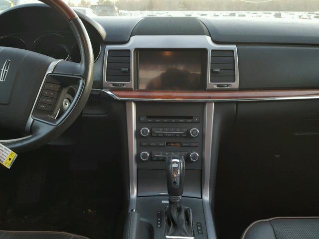 3LNHL2GC0CR805647 - 2012 LINCOLN MKZ GRAY photo 9