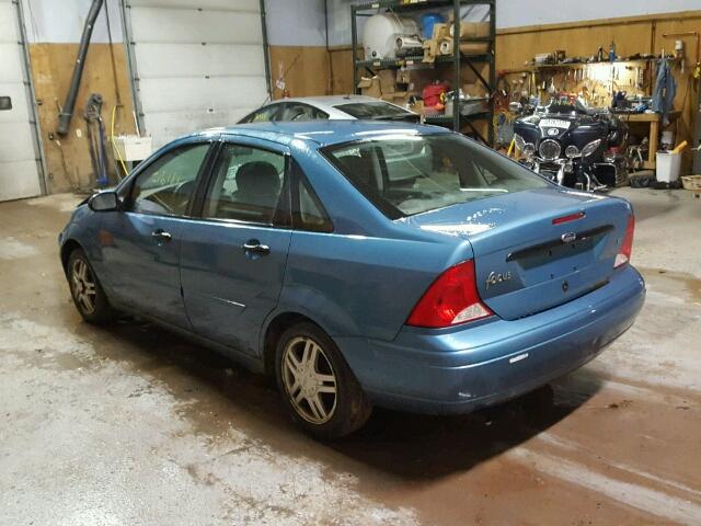 1FAFP34P91W268578 - 2001 FORD FOCUS SE BLUE photo 3