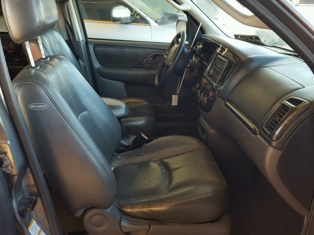 4F2CZ06114KM30181 - 2004 MAZDA TRIBUTE ES ნაცრისფერი ფოტო 5