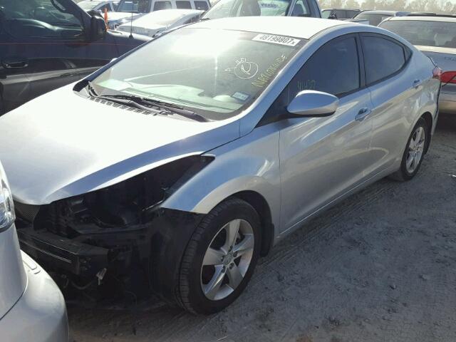 5NPDH4AE0CH150886 - 2012 HYUNDAI ELANTRA GL SILVER photo 2