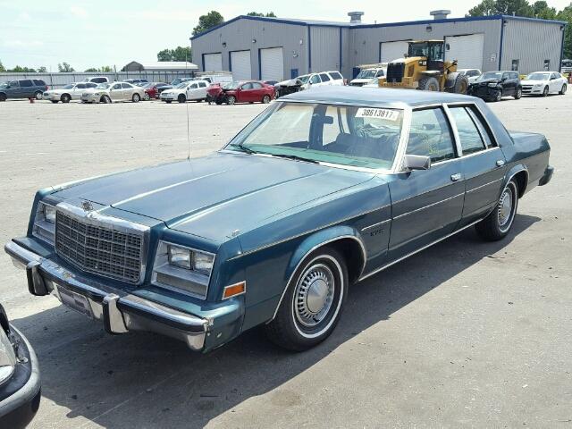 TH42K9R198956 - 1979 CHRYSLER NEWPORT GREEN photo 2