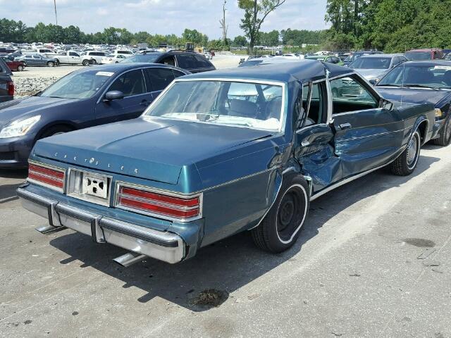 TH42K9R198956 - 1979 CHRYSLER NEWPORT GREEN photo 4