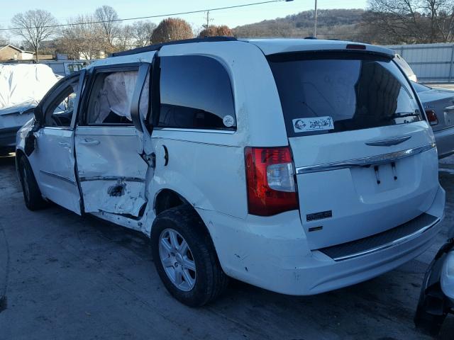 2A4RR5DG4BR665391 - 2011 CHRYSLER TOWN & COU WHITE photo 3