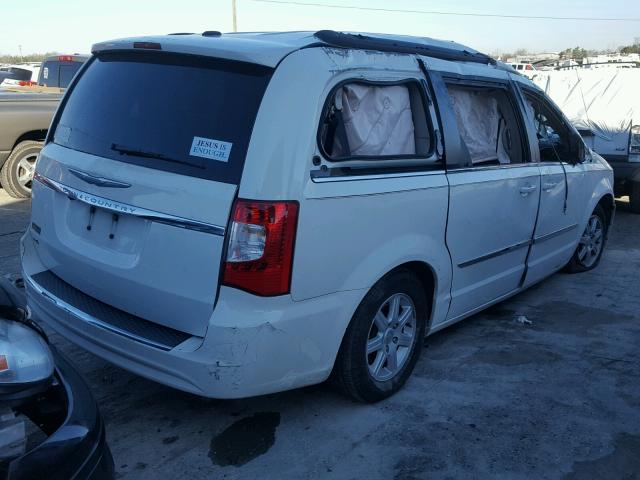 2A4RR5DG4BR665391 - 2011 CHRYSLER TOWN & COU WHITE photo 4