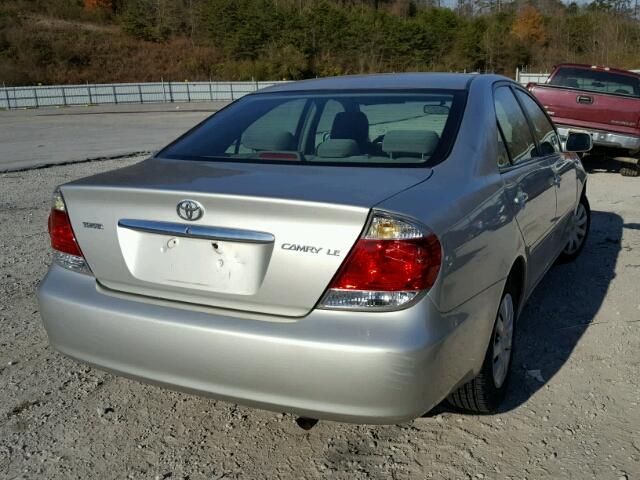4T1BE30K55U416862 - 2005 TOYOTA CAMRY LE 银色 照片 4