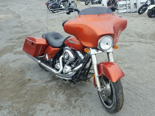 1HD1KB413BB647723 - 2011 HARLEY-DAVIDSON FLHX ORANGE photo 1