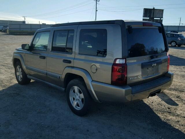 1J8HG48N26C293468 - 2006 JEEP COMMANDER GOLD photo 3