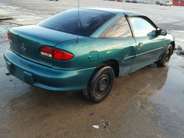 1G1JC1242VM143574 - 1997 CHEVROLET CAVALIER B GREEN photo 4