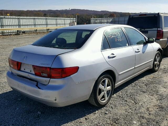 1HGCM55745A027502 - 2005 HONDA ACCORD EX SILVER photo 4