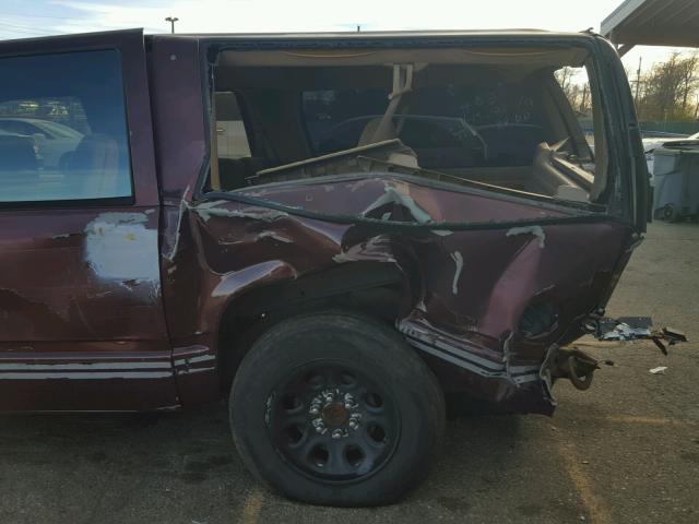 1GNEC16K9PJ388529 - 1993 CHEVROLET SUBURBAN C MAROON photo 9